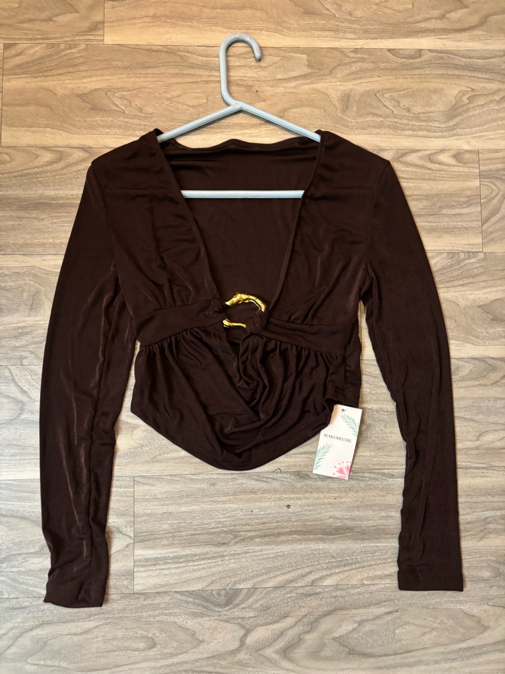 Long-Sleeve Brown V-Neck Twist Front Top